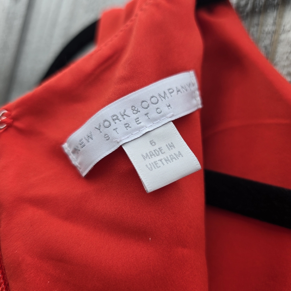 New York and Company Red Sleeveless Jumpsuit Size 6, - Picture 14 of 16